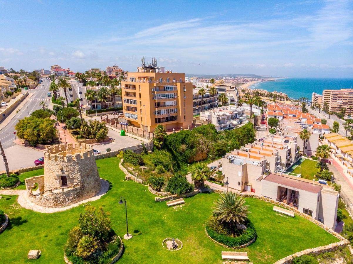 Апартаменти He Torre Del Moro Торрев'єха Екстер'єр фото